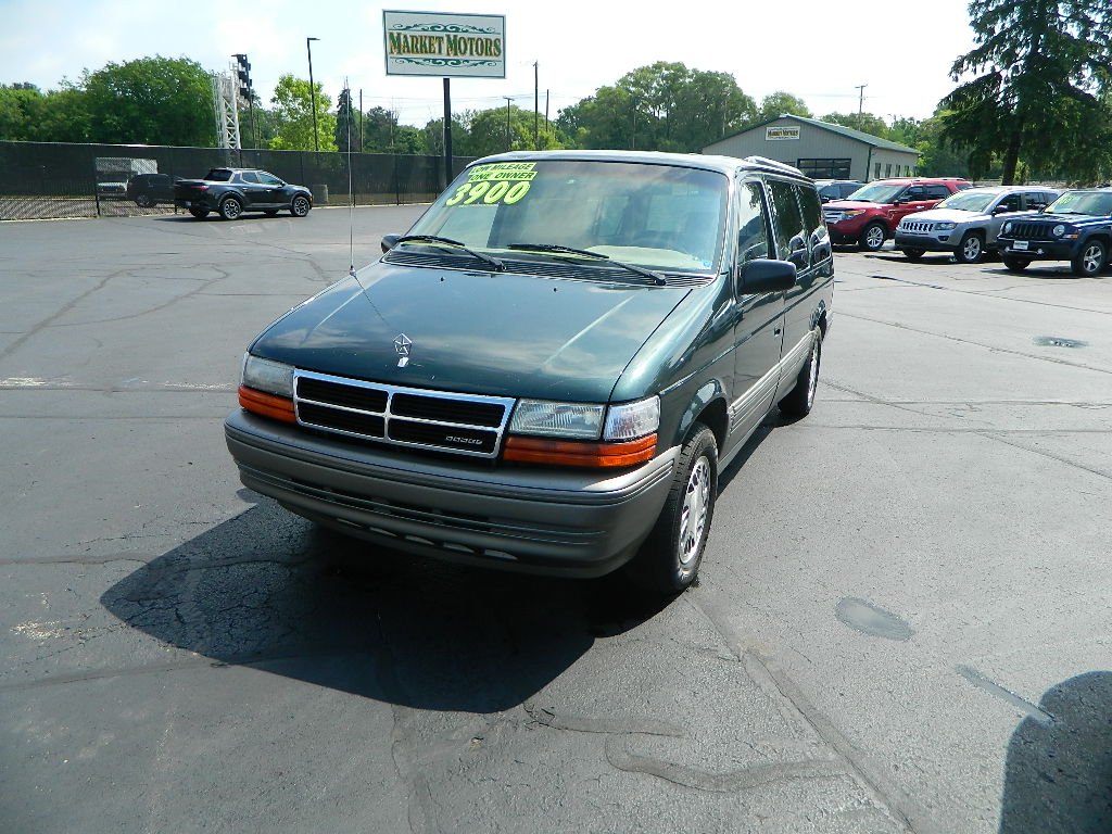 1993 Dodge Grand Caravan's photo