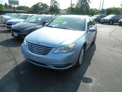 2013 Chrysler 200 Touring